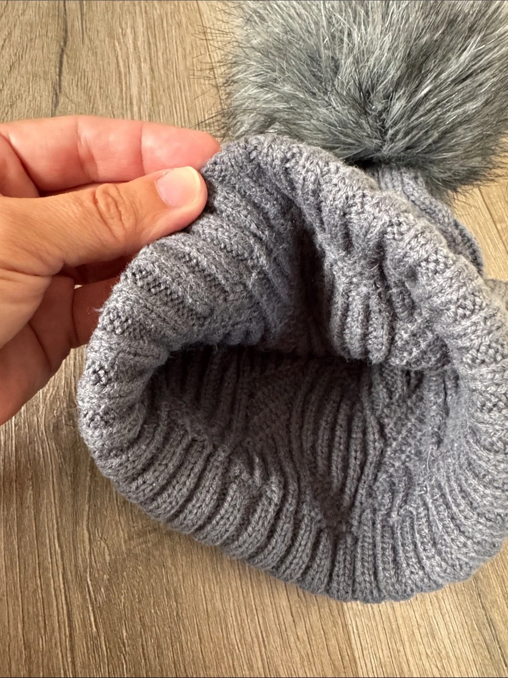 The North Face Gray Knit Beanie with Faux Fur Pom Girl Yourh/Junior One Size